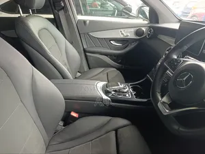 Mercedes-Benz GLC-Class 2018 Blue