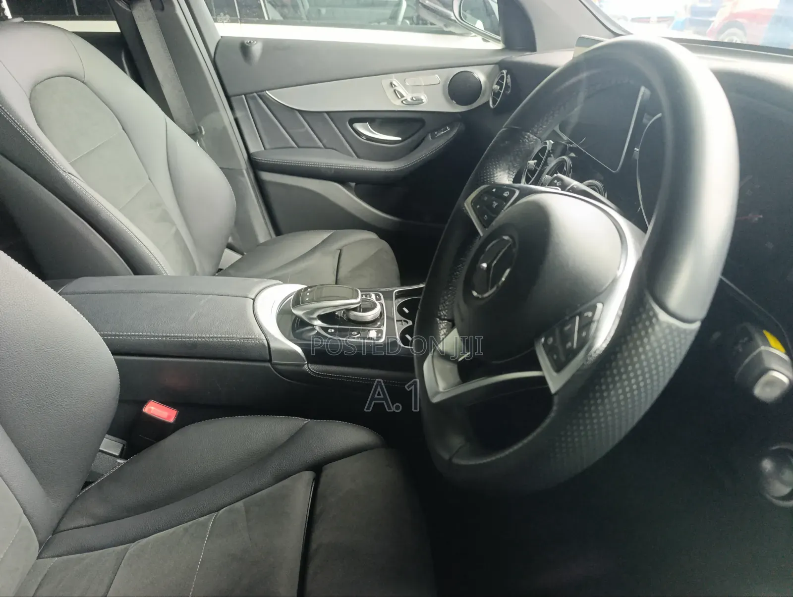 Mercedes-Benz GLC-Class 2018 Blue