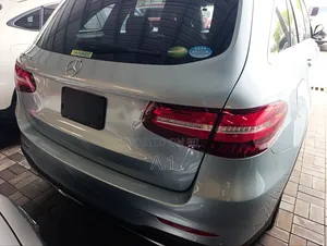 Mercedes-Benz GLC-Class 2018 Blue