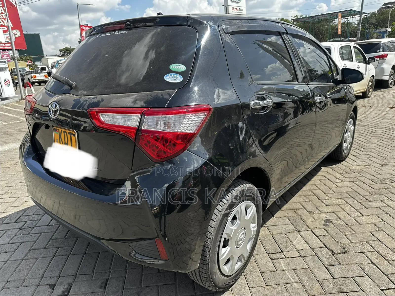 Toyota Vitz 2017 Black