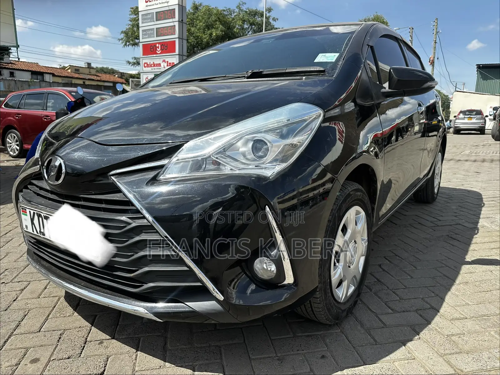 Toyota Vitz 2017 Black