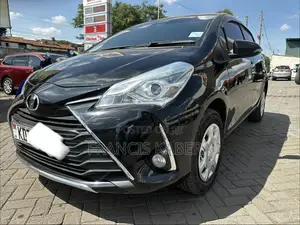 Toyota Vitz 2017 Black