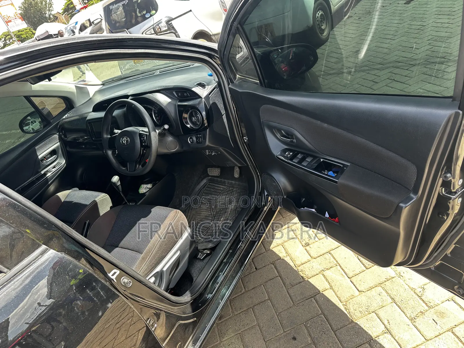 Toyota Vitz 2017 Black
