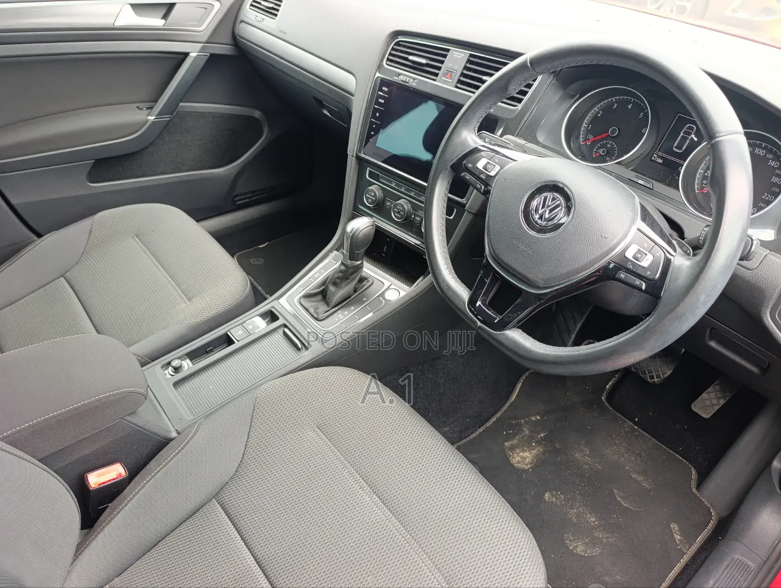 Volkswagen Golf 1.4T S FWD 2019 Maroon