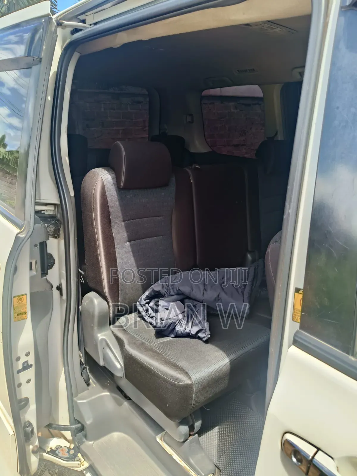 Toyota Voxy 2009 White