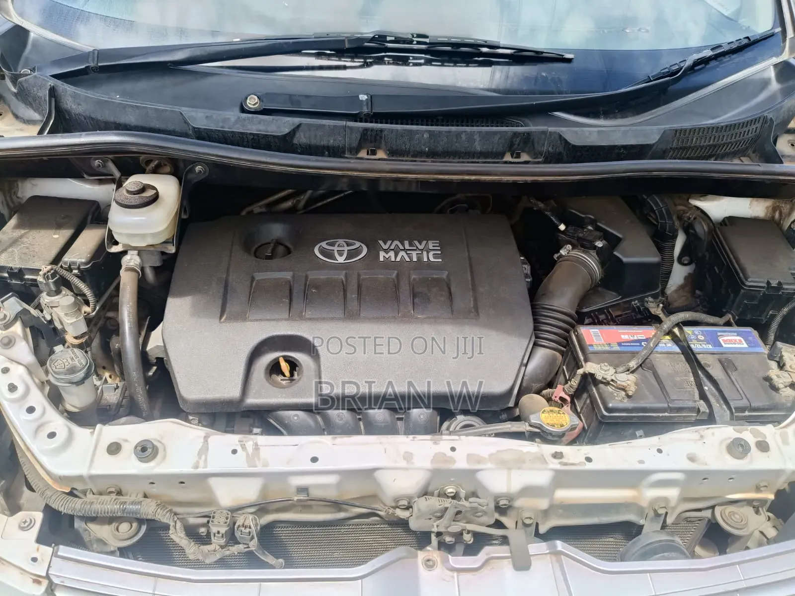 Toyota Voxy 2009 White