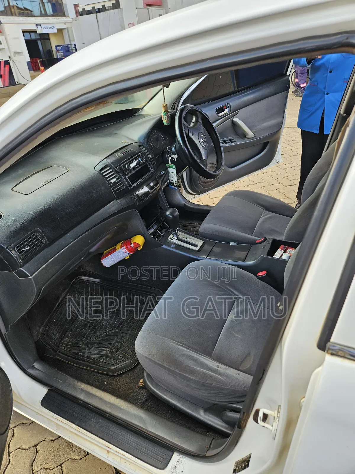 Toyota Premio 2010 White