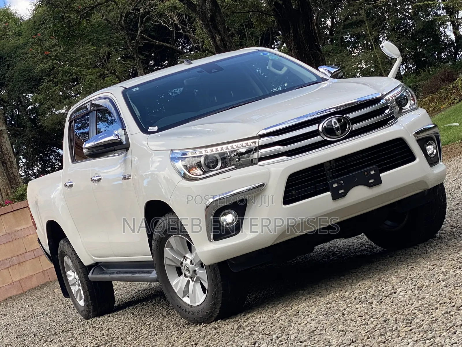 Toyota Hilux Revo Double Cab Deisel 2.4 AWD 2019 White