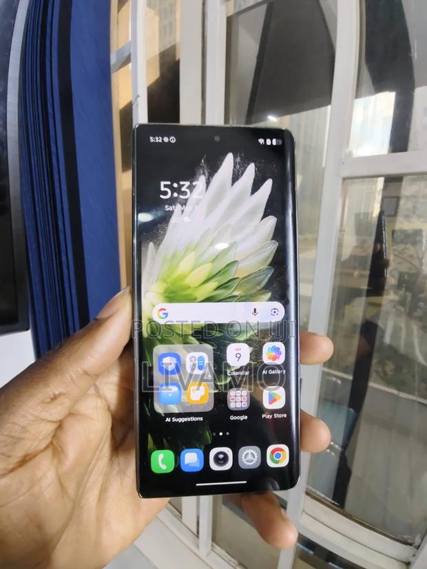 Tecno Phantom V Flip2 5G 256 GB