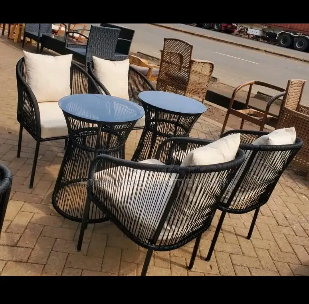Auditorium Outdoor Garden Set