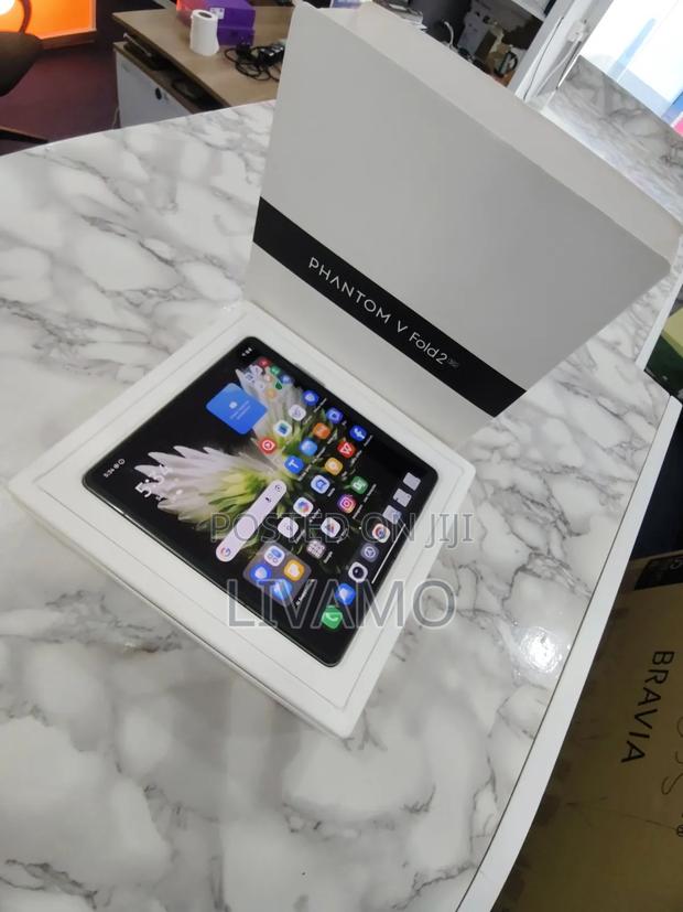 Tecno Phantom V Flip2 5G 256 GB - thumbnail 2