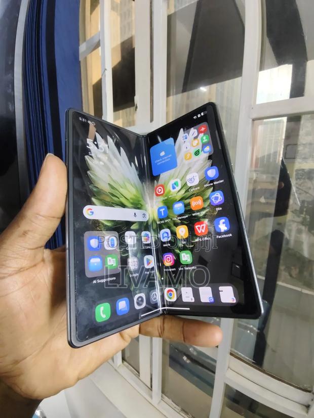Tecno Phantom V Flip2 5G 256 GB - thumbnail 8
