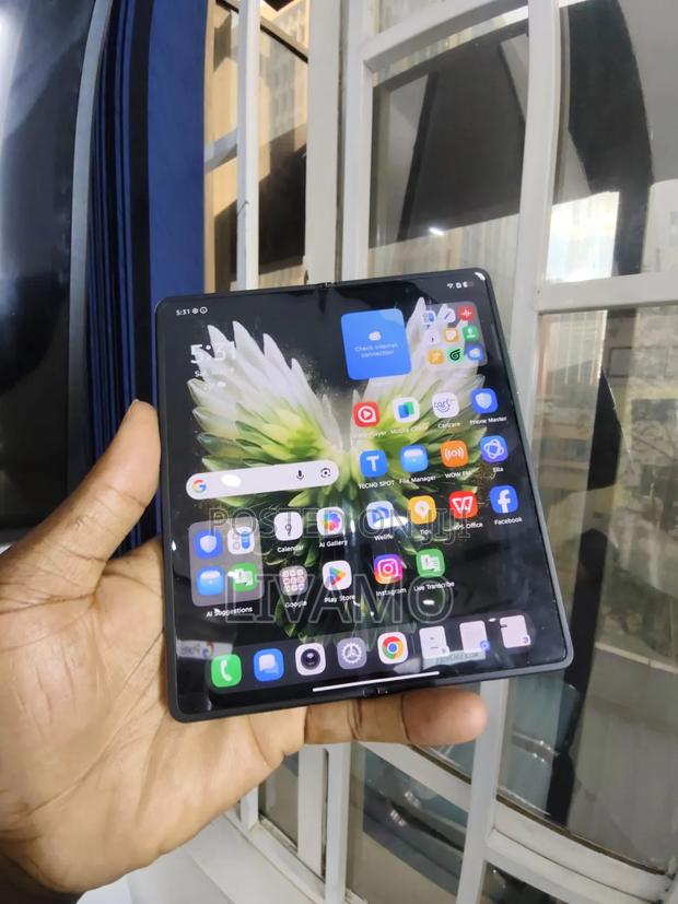 Tecno Phantom V Flip2 5G 256 GB - thumbnail 9