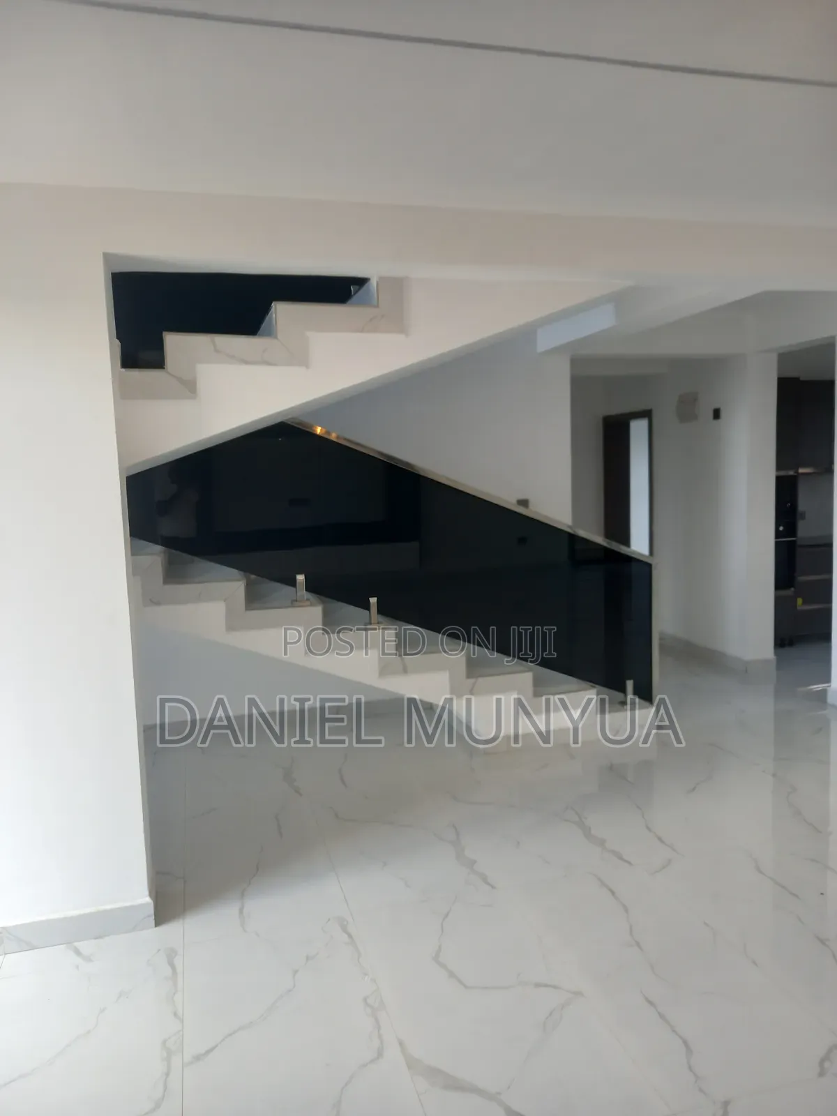 5bdrm Duplex in Mugutha, Kimbo for sale