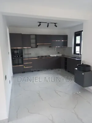 5bdrm Duplex in Mugutha, Kimbo for sale