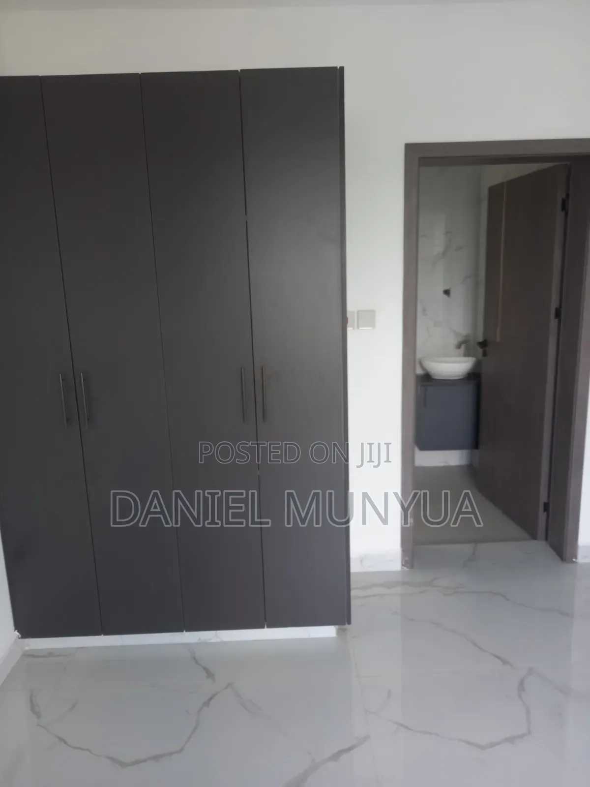 5bdrm Duplex in Mugutha, Kimbo for sale