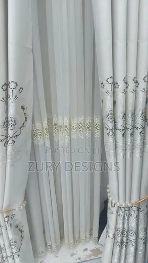 Quality Curtains, Rods, Pillows, Flowers, Wall Arts,Bags,Decor Pieces