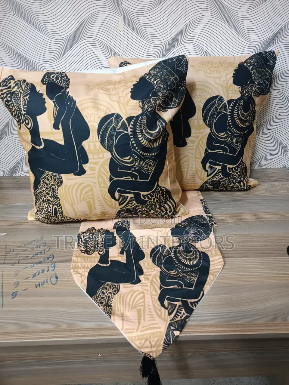 Elegant Hotel Style Bed Scarves