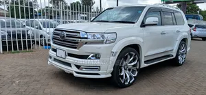 Toyota Land Cruiser 4.6 V8 ZX 2020 White