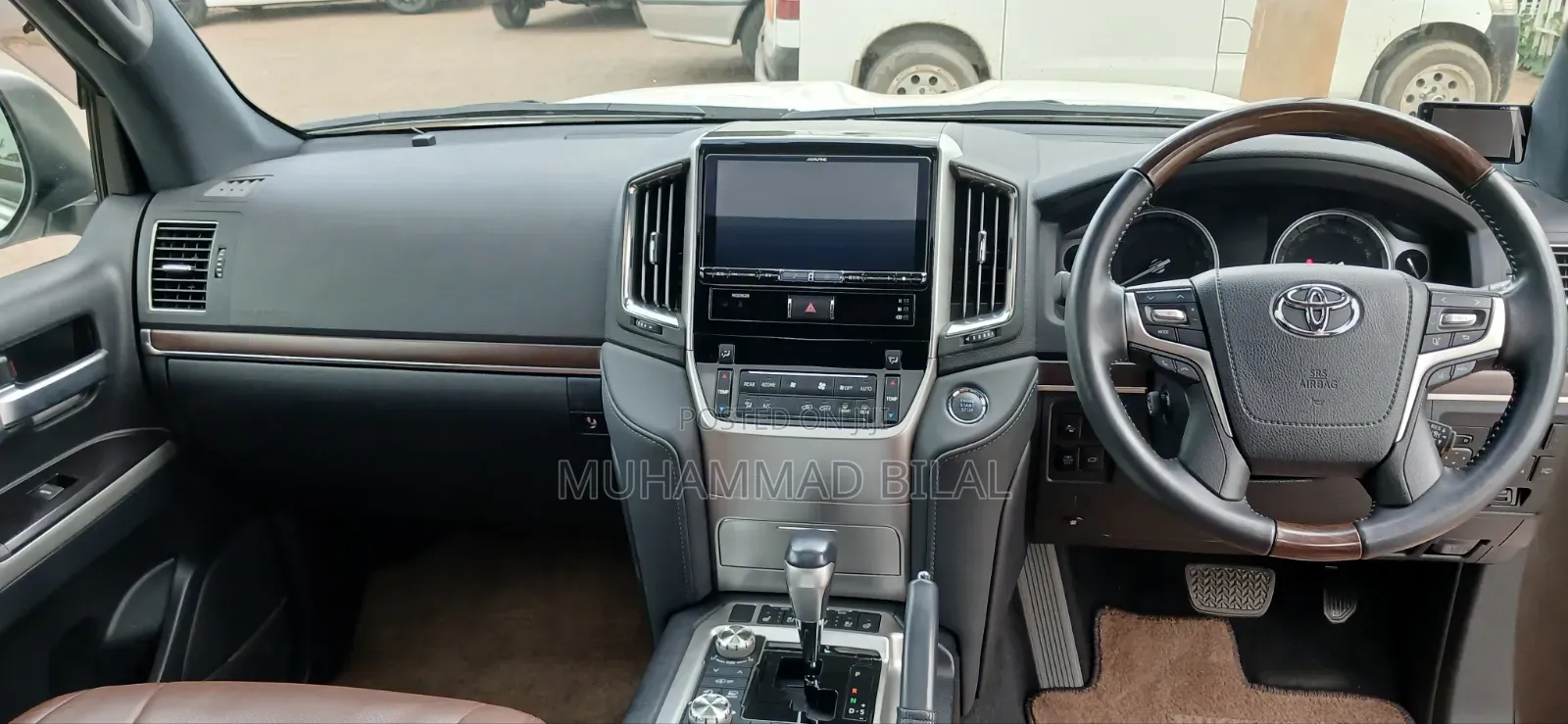 Toyota Land Cruiser 4.6 V8 ZX 2020 White