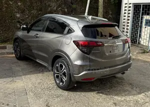 Honda Vezel 1.5 Hybrid 2WD 2020 Gray