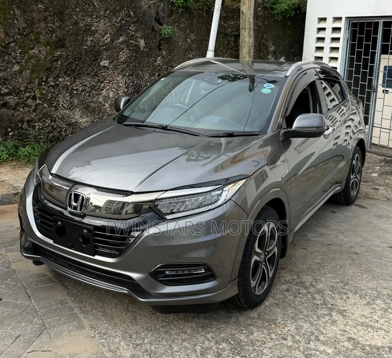 Honda Vezel 1.5 Hybrid 2WD 2020 Gray
