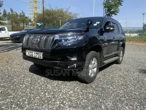 Toyota Land Cruiser Prado 2.7 i 2012 Black
