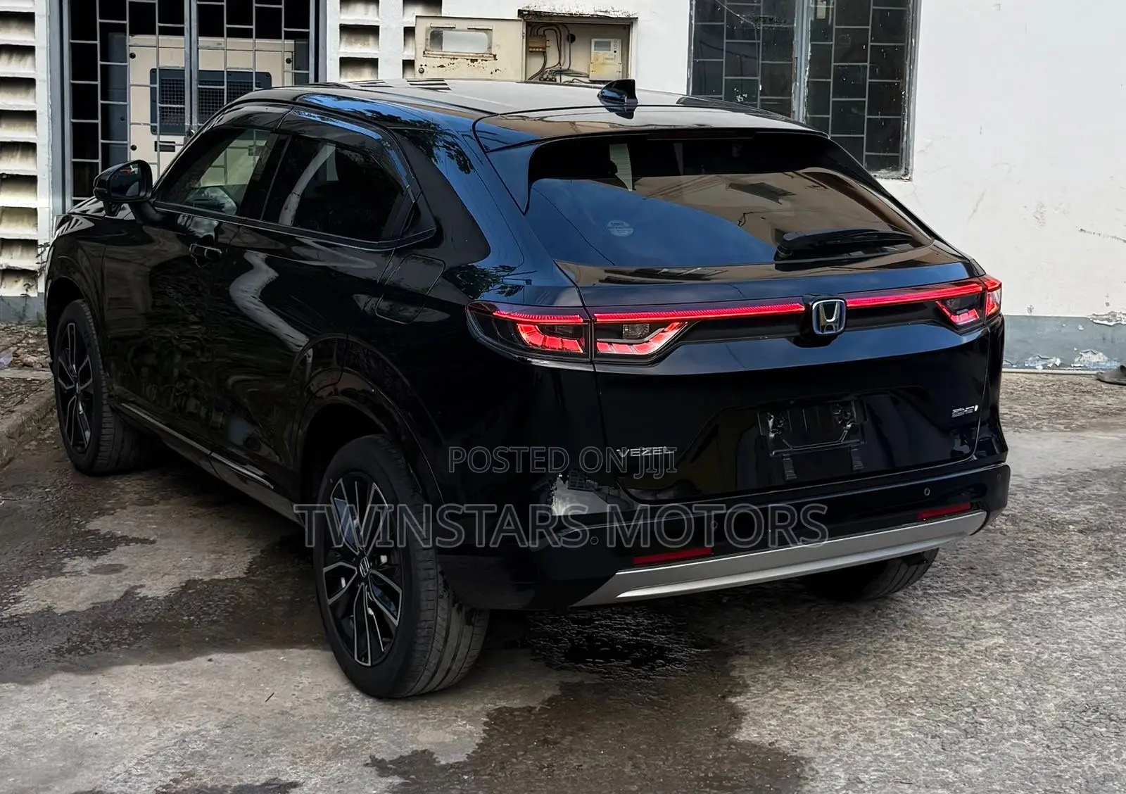 Honda Vezel 1.5 Hybrid 2WD 2021 Black
