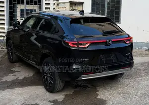 Honda Vezel 1.5 Hybrid 2WD 2021 Black