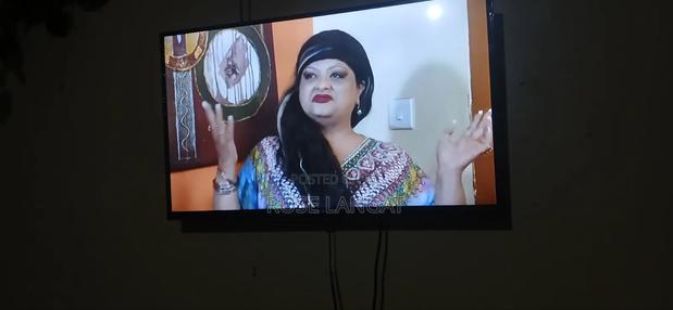 32 Inch Smart Tv - thumbnail 2