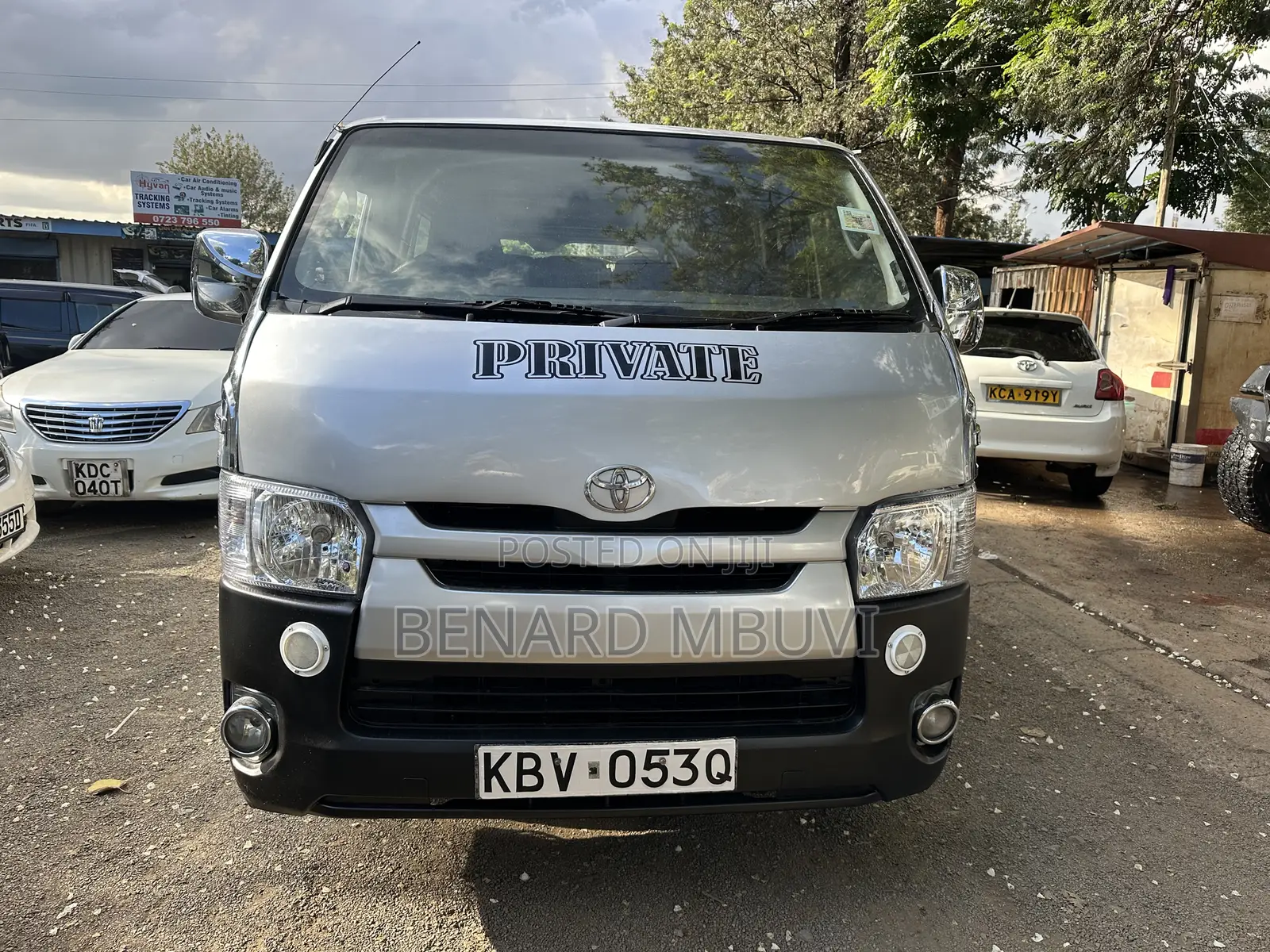 Toyota HiAce 2007 Grey