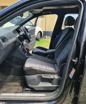 Volkswagen Tiguan 2019 Black