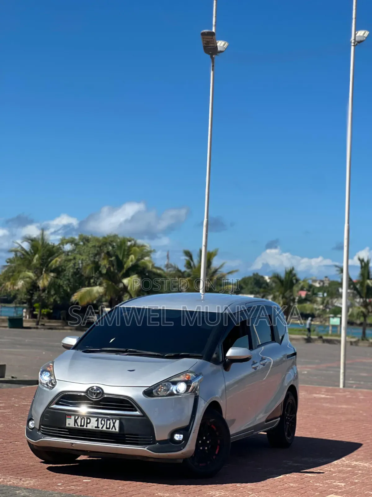Toyota Sienta 1.5 FWD 2017 Pearl