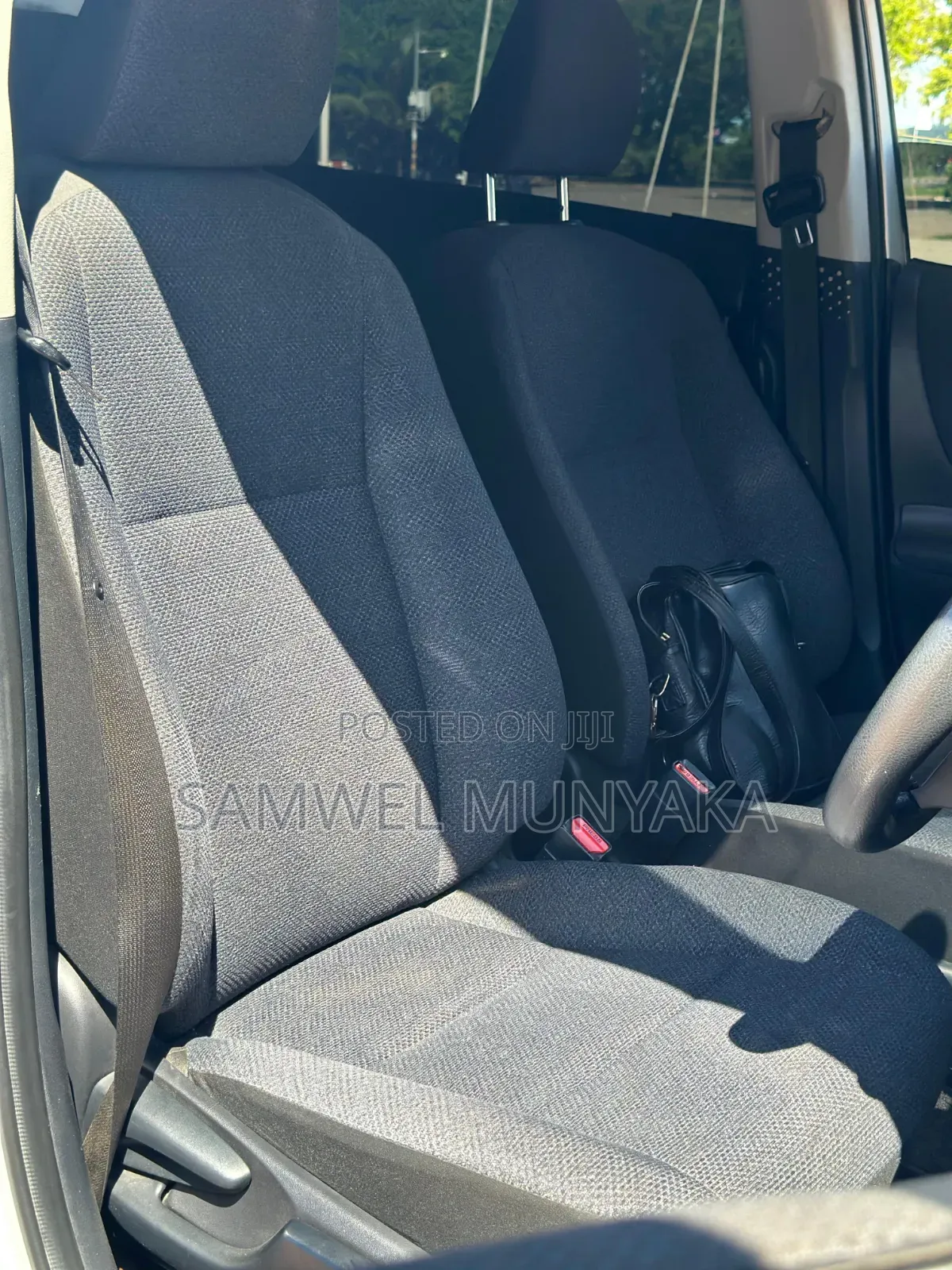Toyota Sienta 1.5 FWD 2017 Pearl