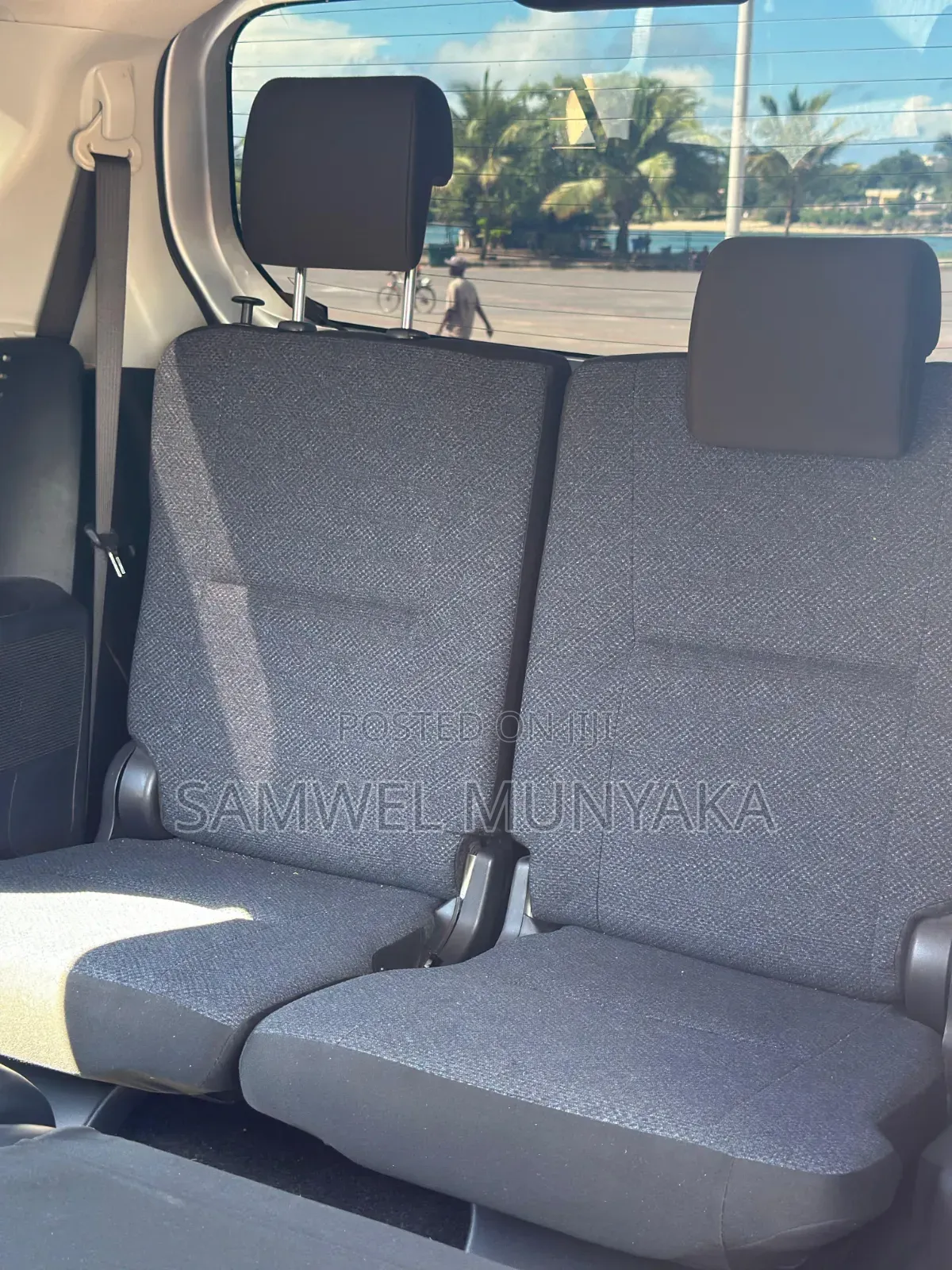 Toyota Sienta 1.5 FWD 2017 Pearl