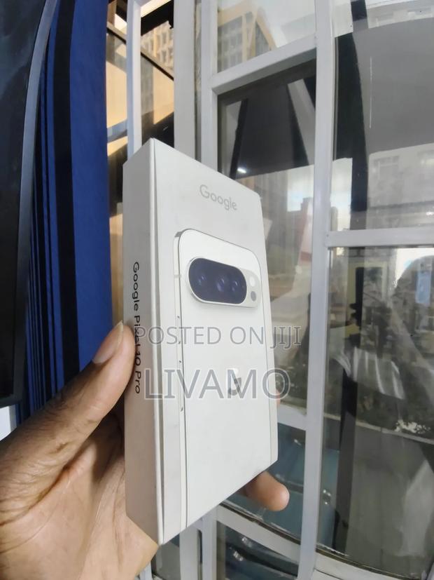 New Google Pixel 10 Pro 256 GB Black - thumbnail 3