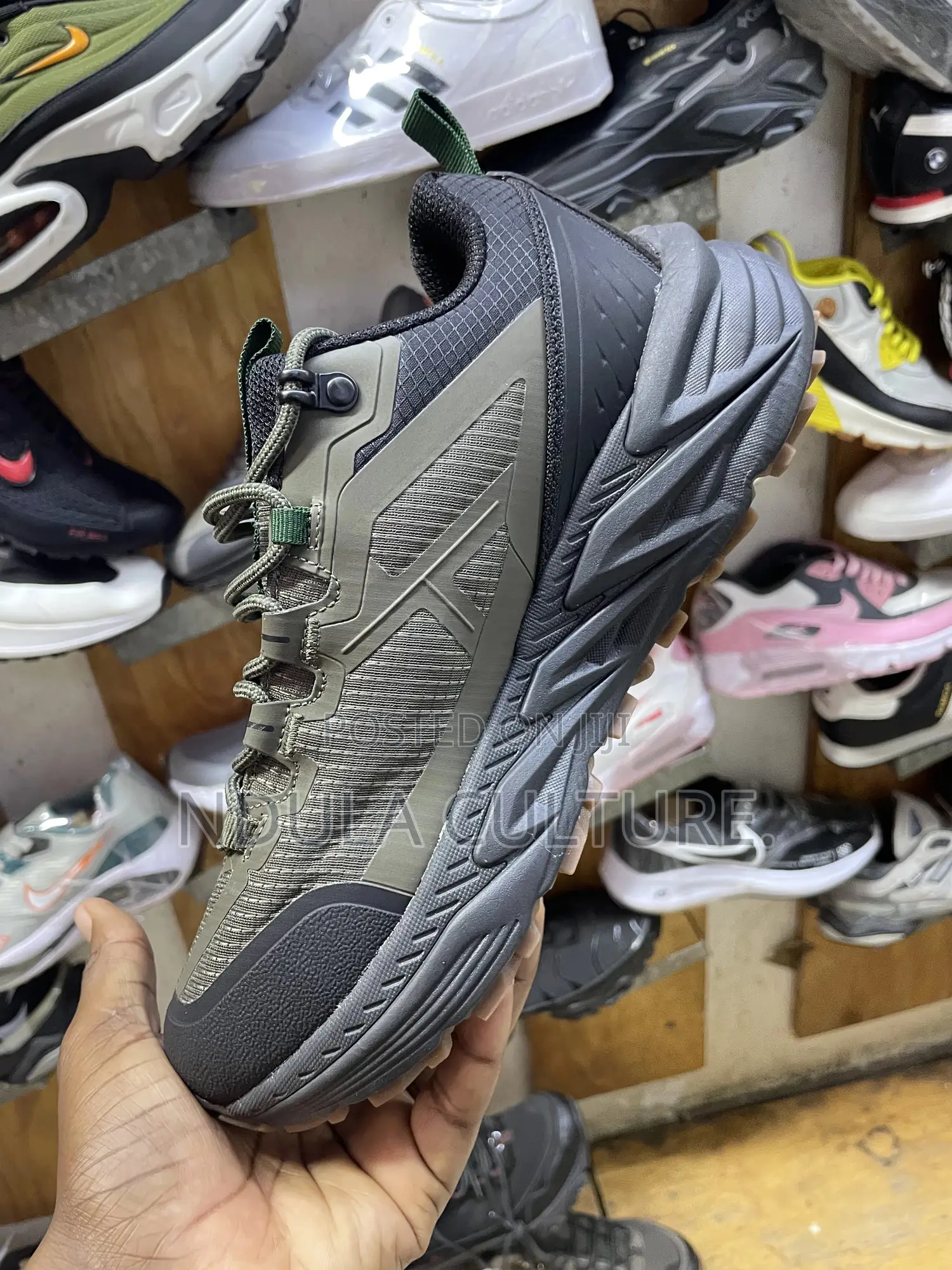 Columbia Konos Sneakers