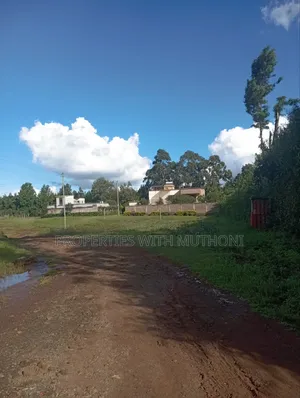 50×100 Plot for Sale in Kibiko Ngong.