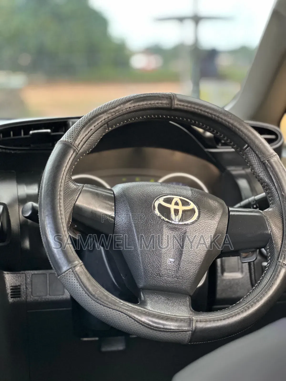 Toyota Wish 2013 Black