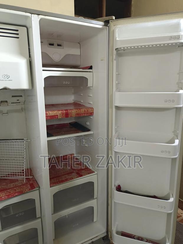 Lg Refrigerator - thumbnail 2