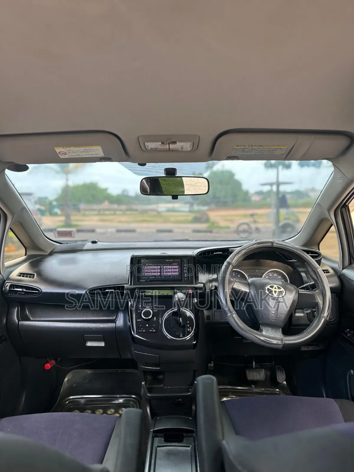 Toyota Wish 2013 Black