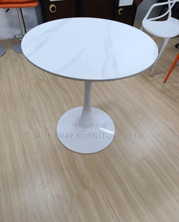 Round Marble Dinning Table