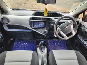 Toyota Aqua 2015 Black