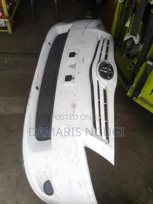 Auris 2010/2011 Front Bumper