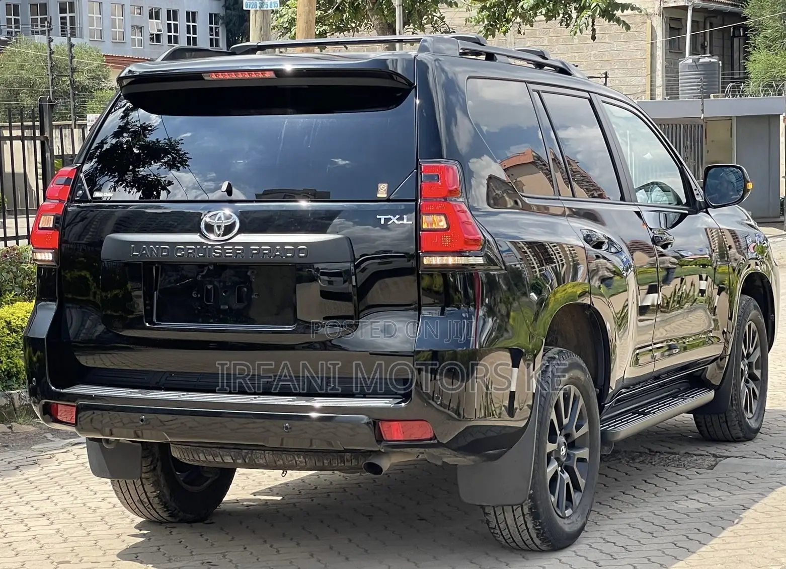 Toyota Land Cruiser Prado 2.8 2023 Black