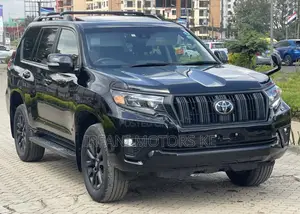Toyota Land Cruiser Prado 2.8 2023 Black