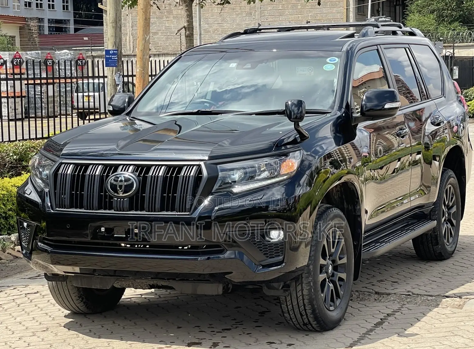 Toyota Land Cruiser Prado 2.8 2023 Black