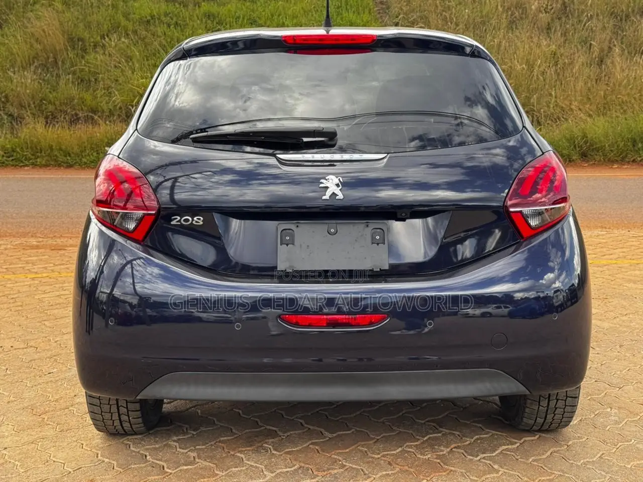 Peugeot 208 2020 Black