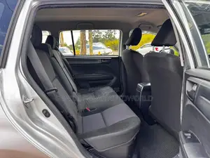 Toyota Corolla Fielder 2019