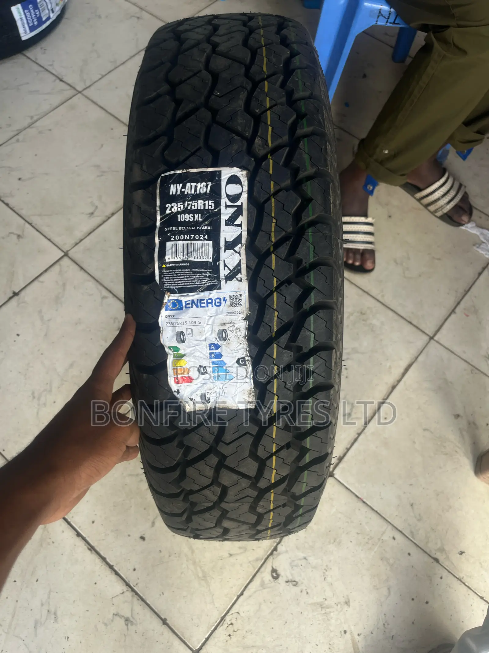 235/75r15 Onxy